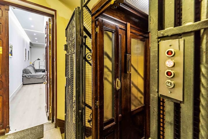 Boutique Madrid Center/Fast WiFi gallery image 3