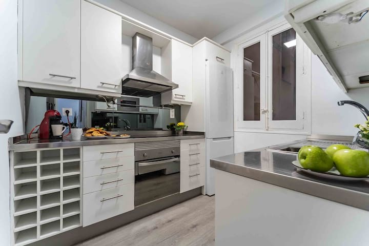 Boutique Madrid Center/Fast WiFi gallery image 2