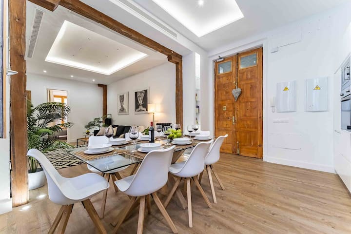 Luxury Apartment La Latina gallery image 3