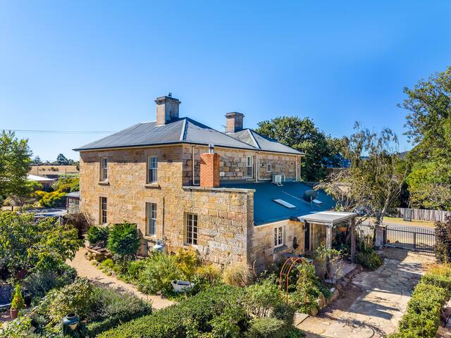 Bellevue House – Historic Luxury