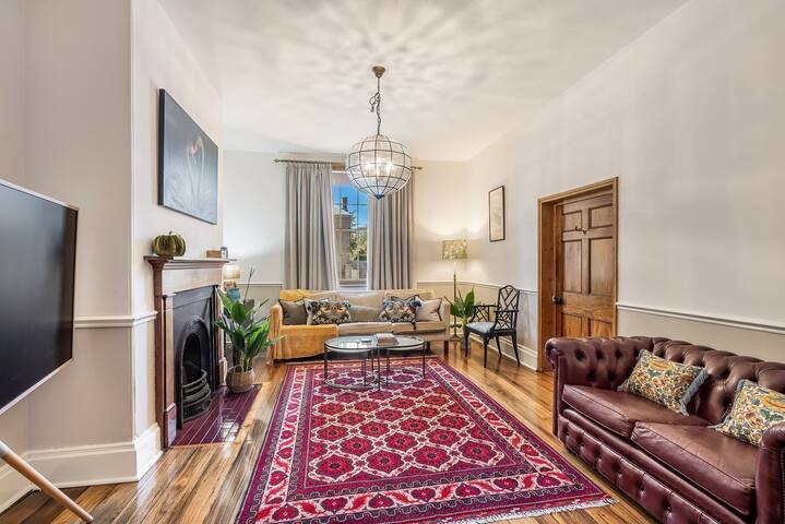 Bellevue House – Historic Luxury gallery image 5