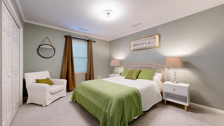 Спалня 3 - двойно легло (2 - ри етаж)