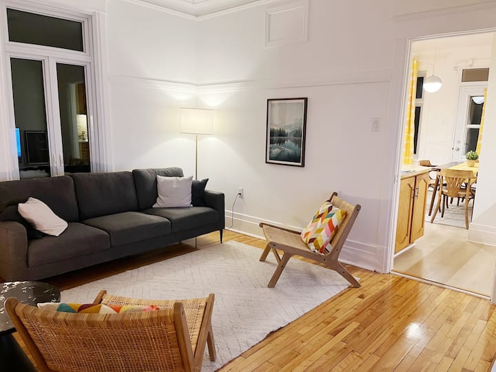 Appartement Calme Et Chaleureux -Marché Jean-talon - Montreal
