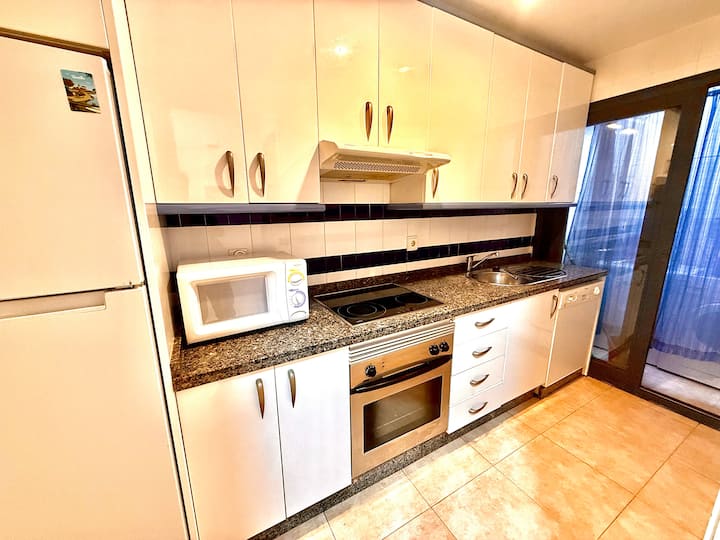 Bonito Apartamento Con Piscina En Islantilla. - Cartaya