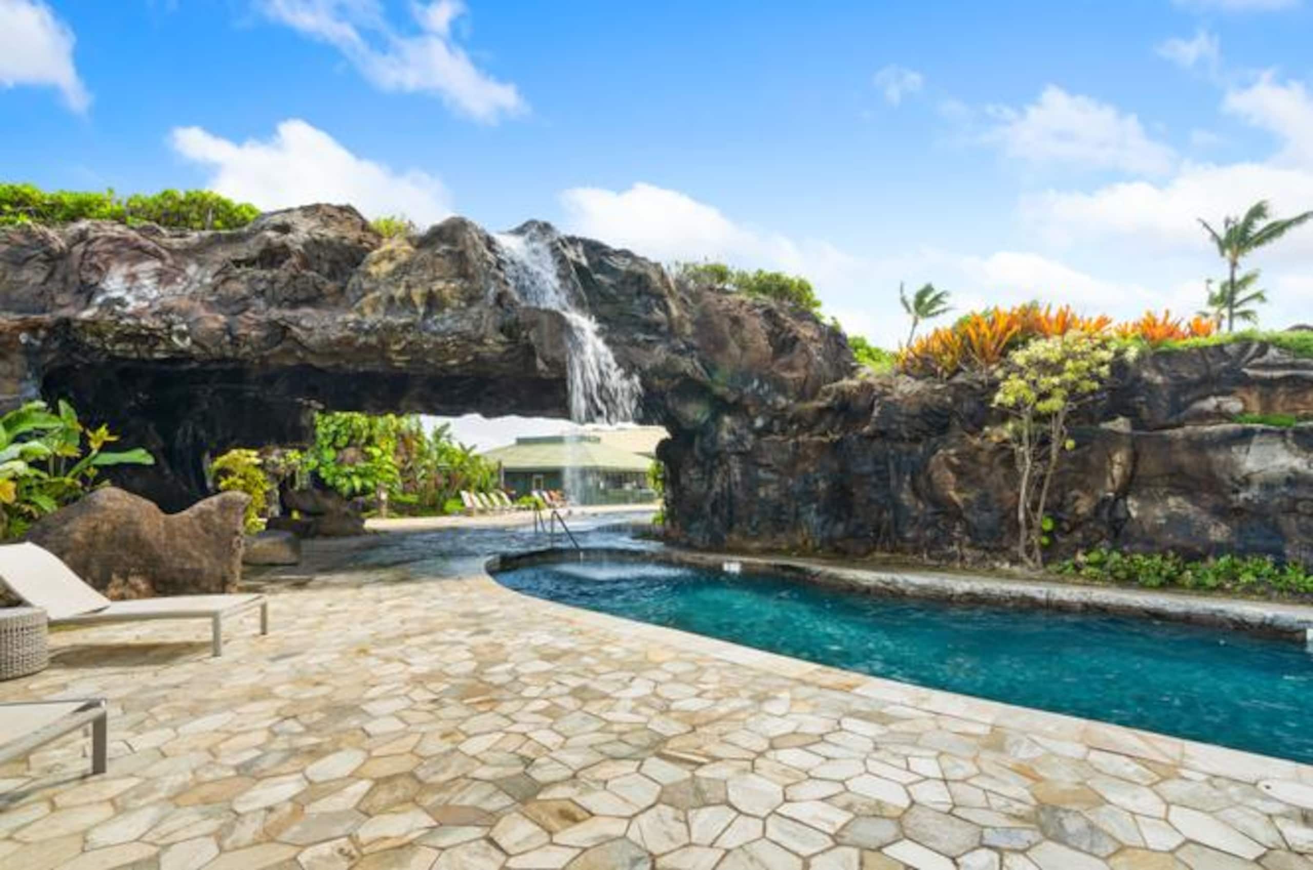 Resort in Lihue · ★4.95 · 1 bedroom · 2 beds · 1 private bath - Image 49