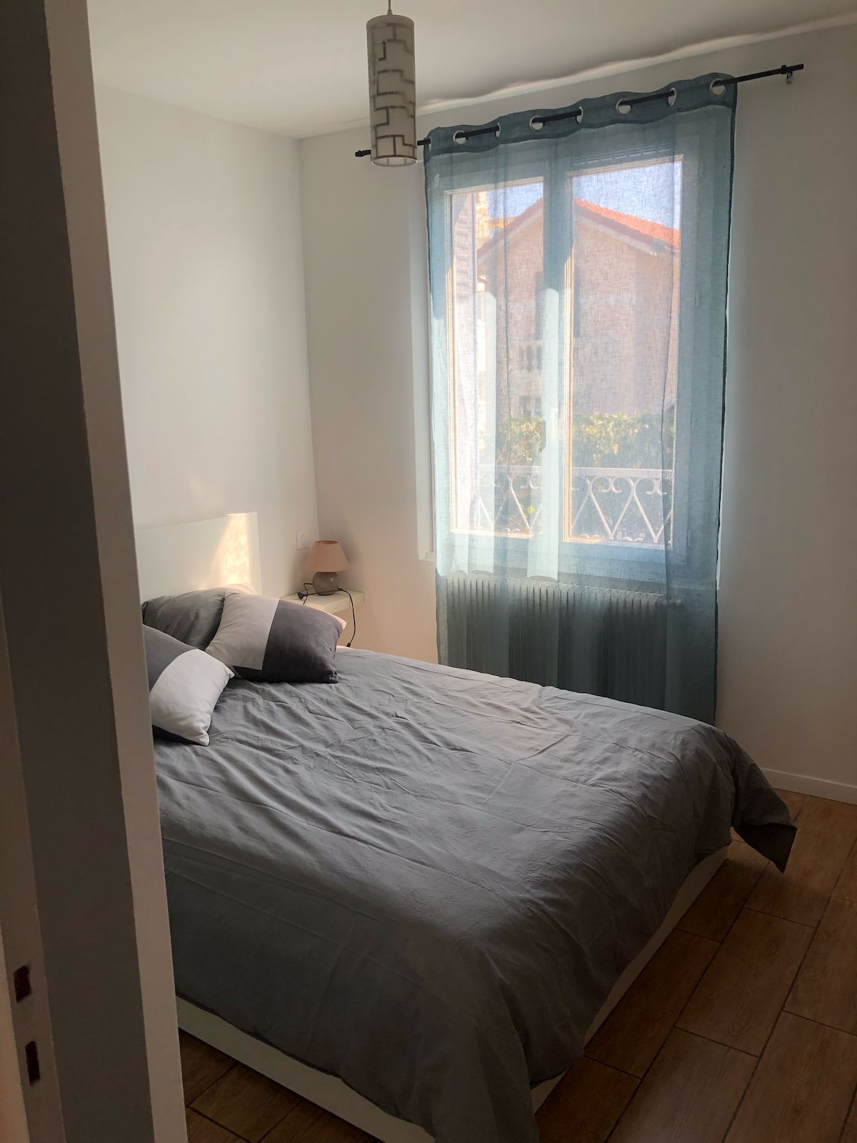 غرفة النوم 2