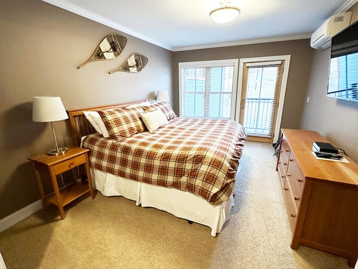 Spacious master bedroom