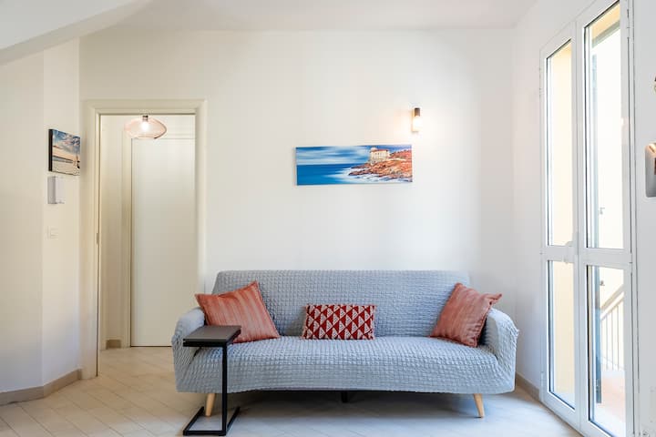 Guesthost - Livorno Modern Apartment With Balcony! - Livorno