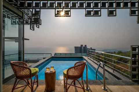3BR Sea View Roof Top Pool Villa in Dapoli