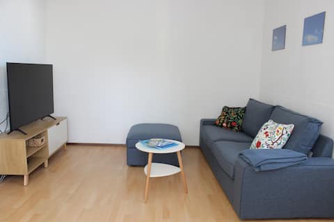 Top performing Airbnb: Quiet apartment overlooking Randegger Castle in Konstanz