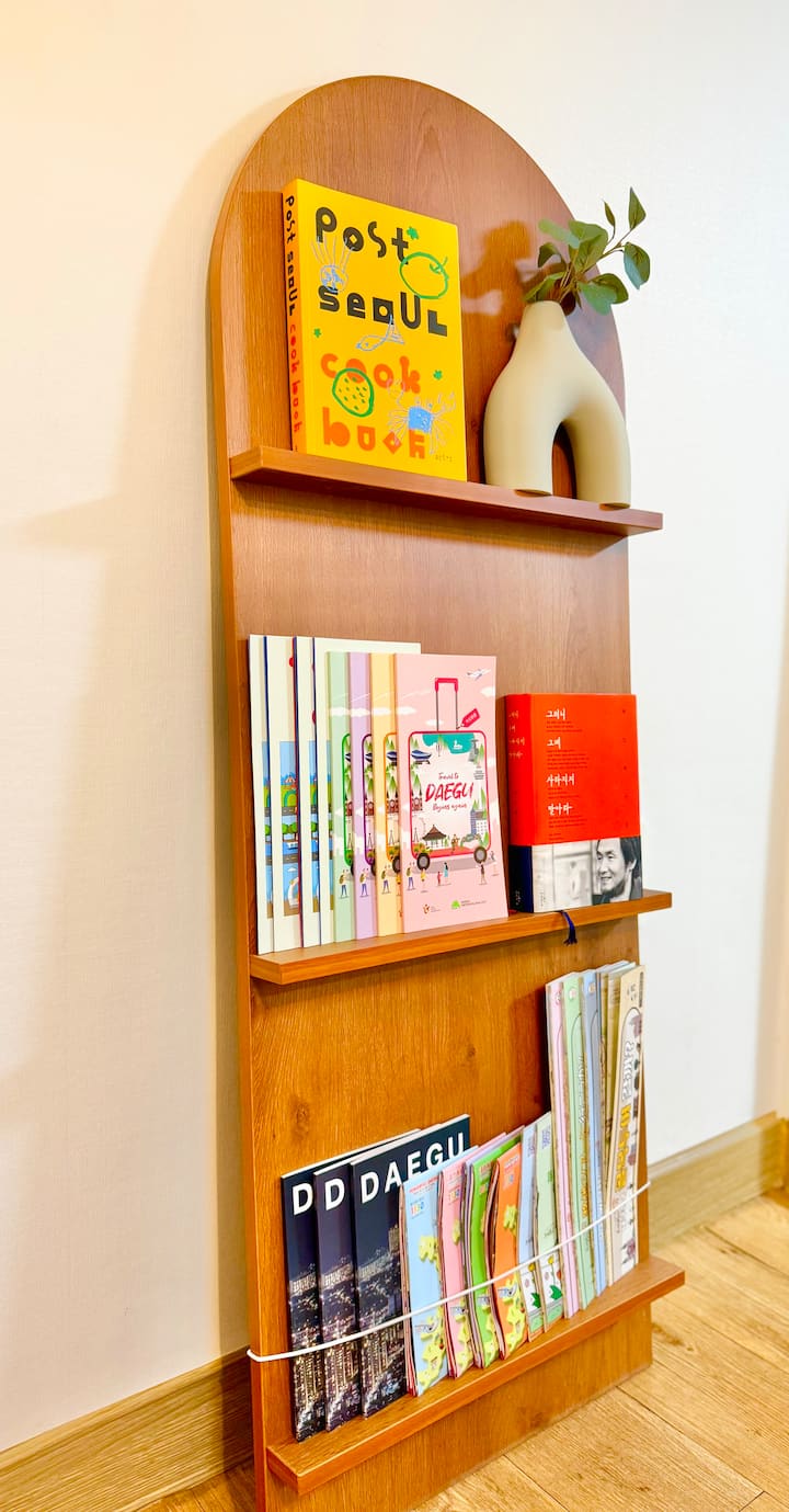 [동성로 도보권]/김광석거리/경대병원역7분/동성로10분/반월당역/핫플거리/라이온즈파크 - Daegu