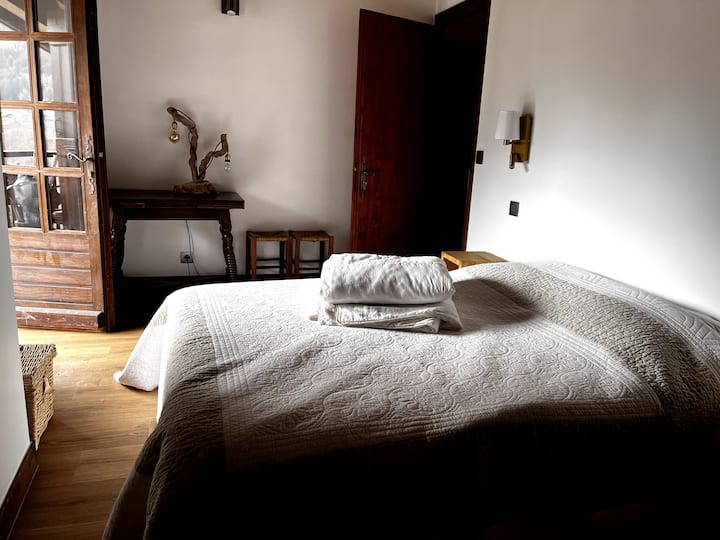 Verdieping: slaapkamer 4 met balkon