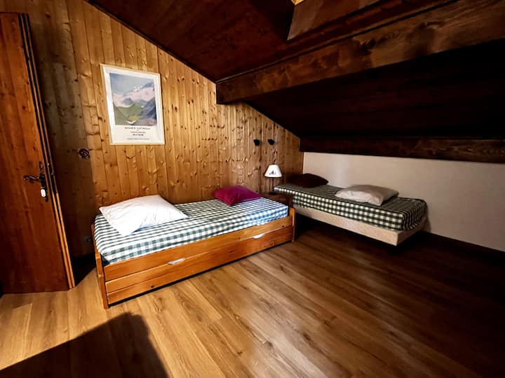 Slaapkamer 6: 3 eenpersoonsbedden