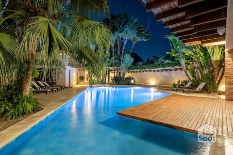 Splendid Oasis for 26 in El Peñón, by TopSpot®!
