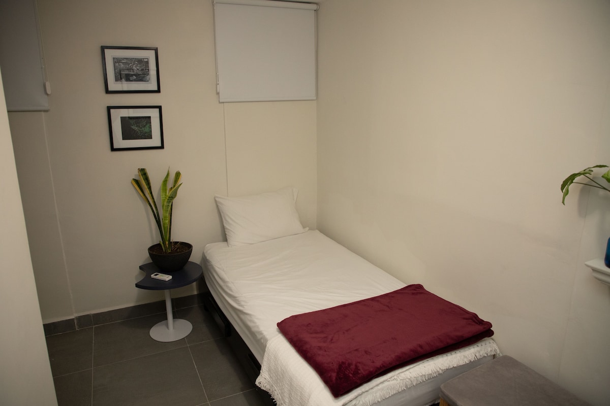 غرفة النوم 2