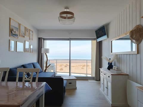 Airbnb performant: Cozy studio, beautiful sea view. à Fort Mahon Plage