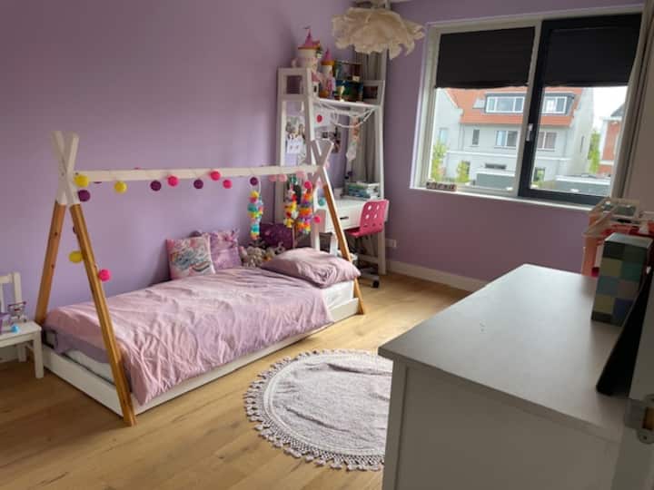 ห้องนอนเด็ก ความยาวเตียงเด็ก 1.80 ม. 