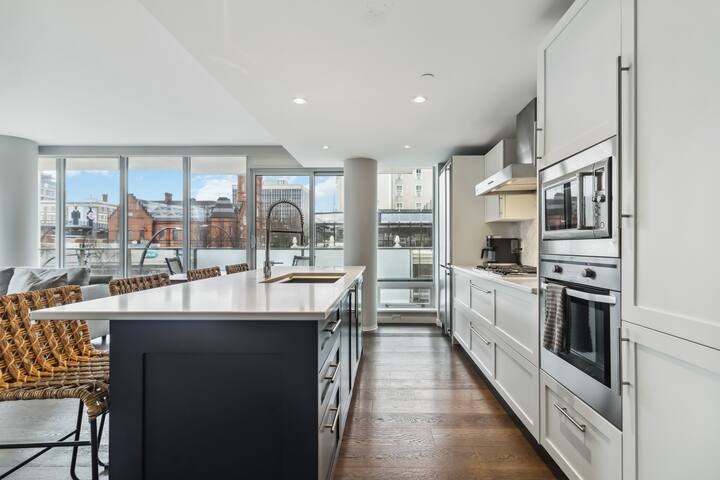 Waterfalls Hotel – Kings Corner – Resort Living gallery image 3