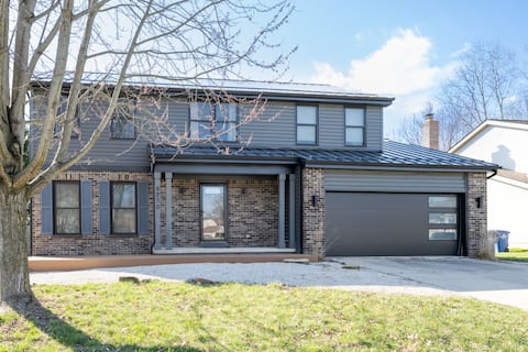 Stylish 4 Bed 2.5 Bath Home in Reynoldsburg