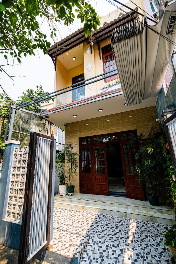 BRAVO HOUSE-Full AC | near Han River & MyKhe Beach