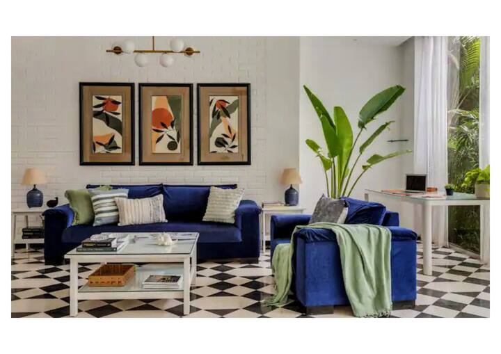 Living room image 3