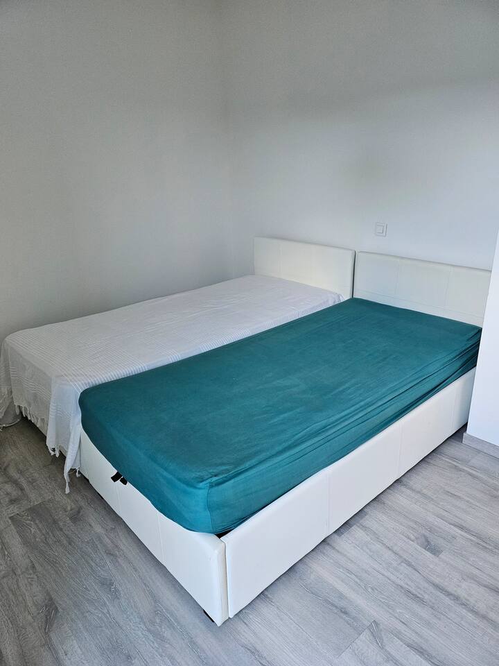 საძინებელი 1