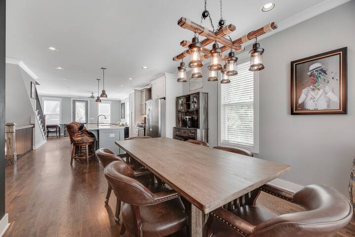 Nashville To the Nines gallery image 5