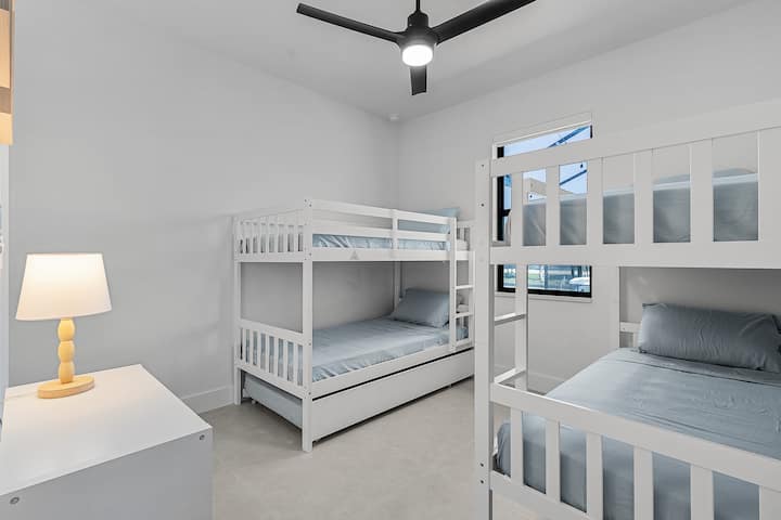 საძინებელი 4