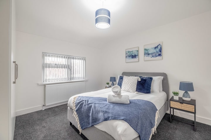 Schlafzimmer 1