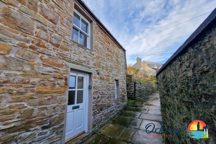 Khyber Pass Cottage, Stromness, - OR00332F