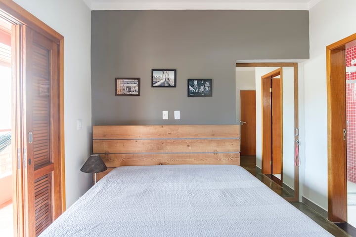 Apartmán 2 s MANŽELSKOU POSTEĽOU