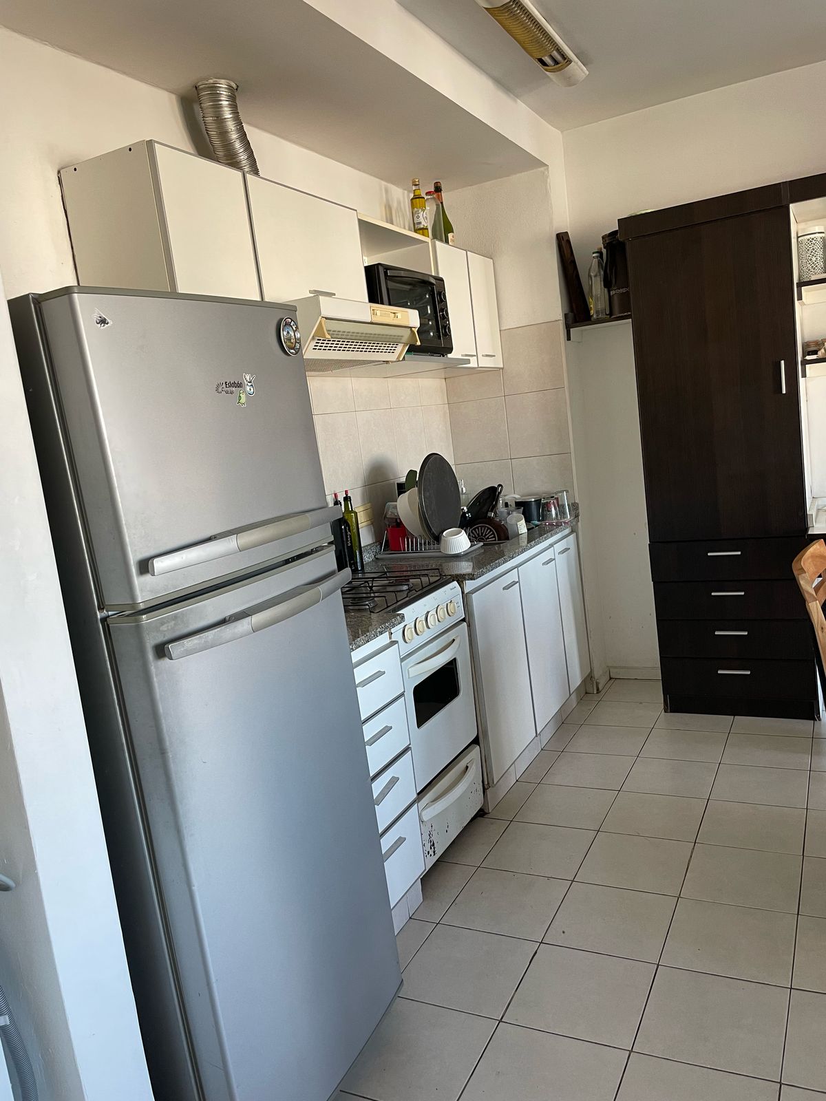 Ambiente en departamento compartido en Av. 9 de Julio (Constitución)