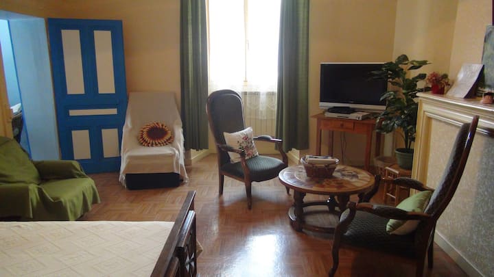 Gîte De La Reculée à Baume   39 - Baume-les-Messieurs