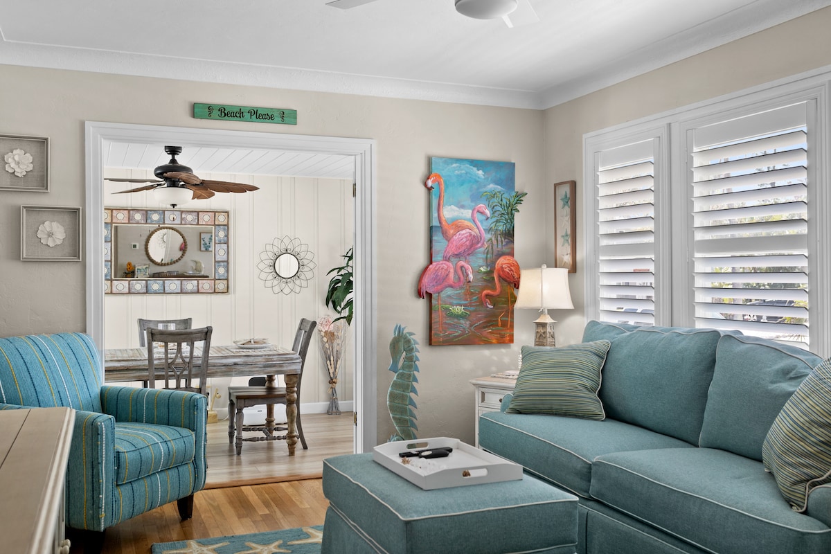 Popular Airbnb listing: The Happy House in Gulfport