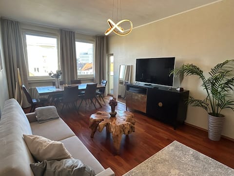 Successful Airbnb property: 3 rooms, central location, balcony, elevator, parking in Nordstadt