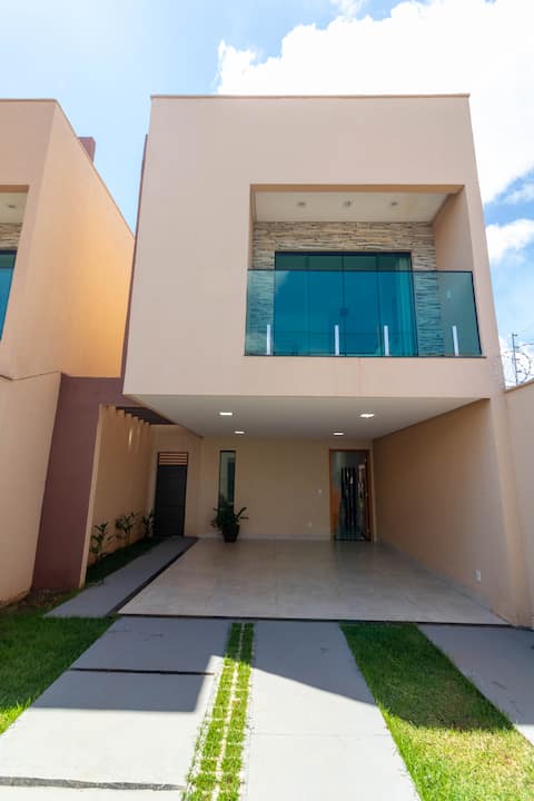 House II: Pool, Hydro and Barbecue