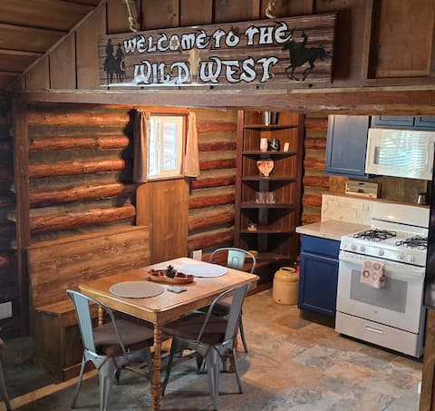 Top performing Airbnb: The Hitching Post B - New infrared sauna in Prescott