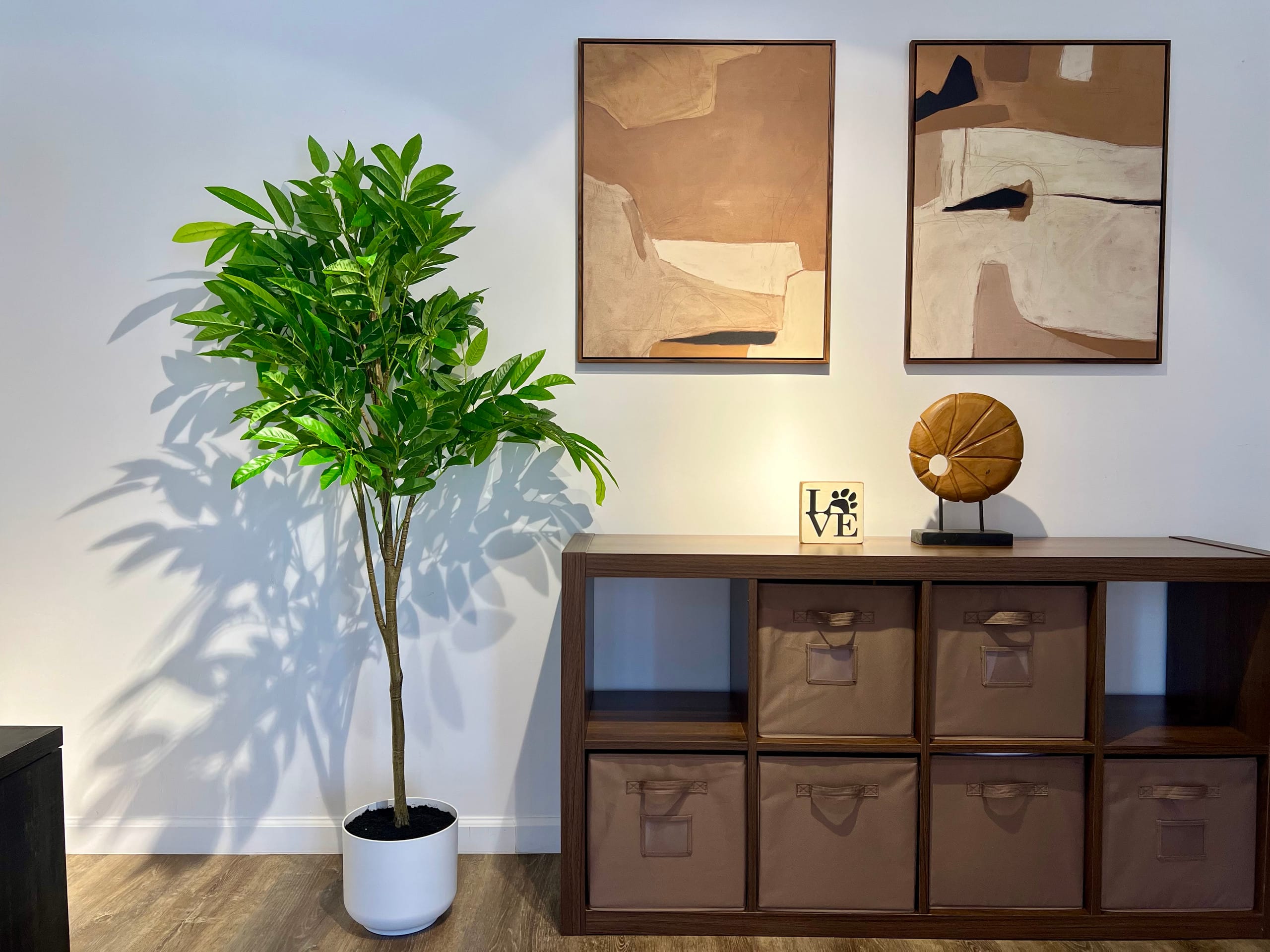 Heart of Honolulu Hideaway Suite + 1 Free Parking - Image 24