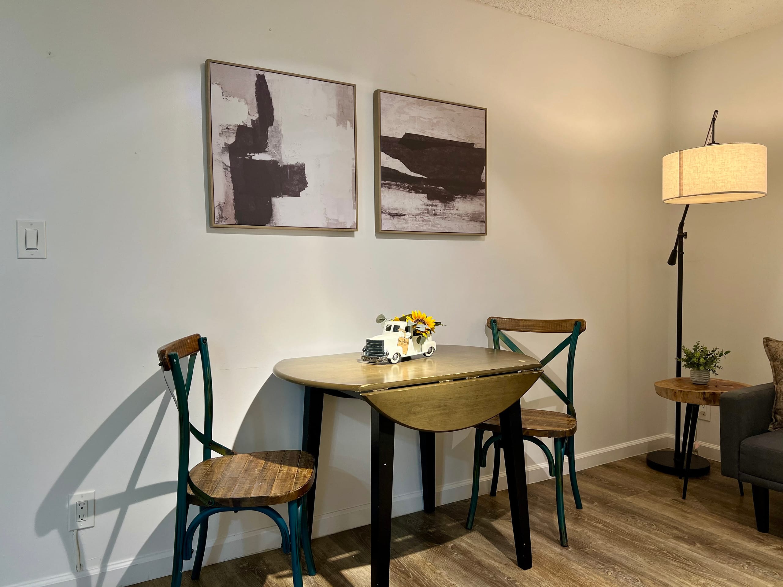 Heart of Honolulu Hideaway Suite + 1 Free Parking - Image 21