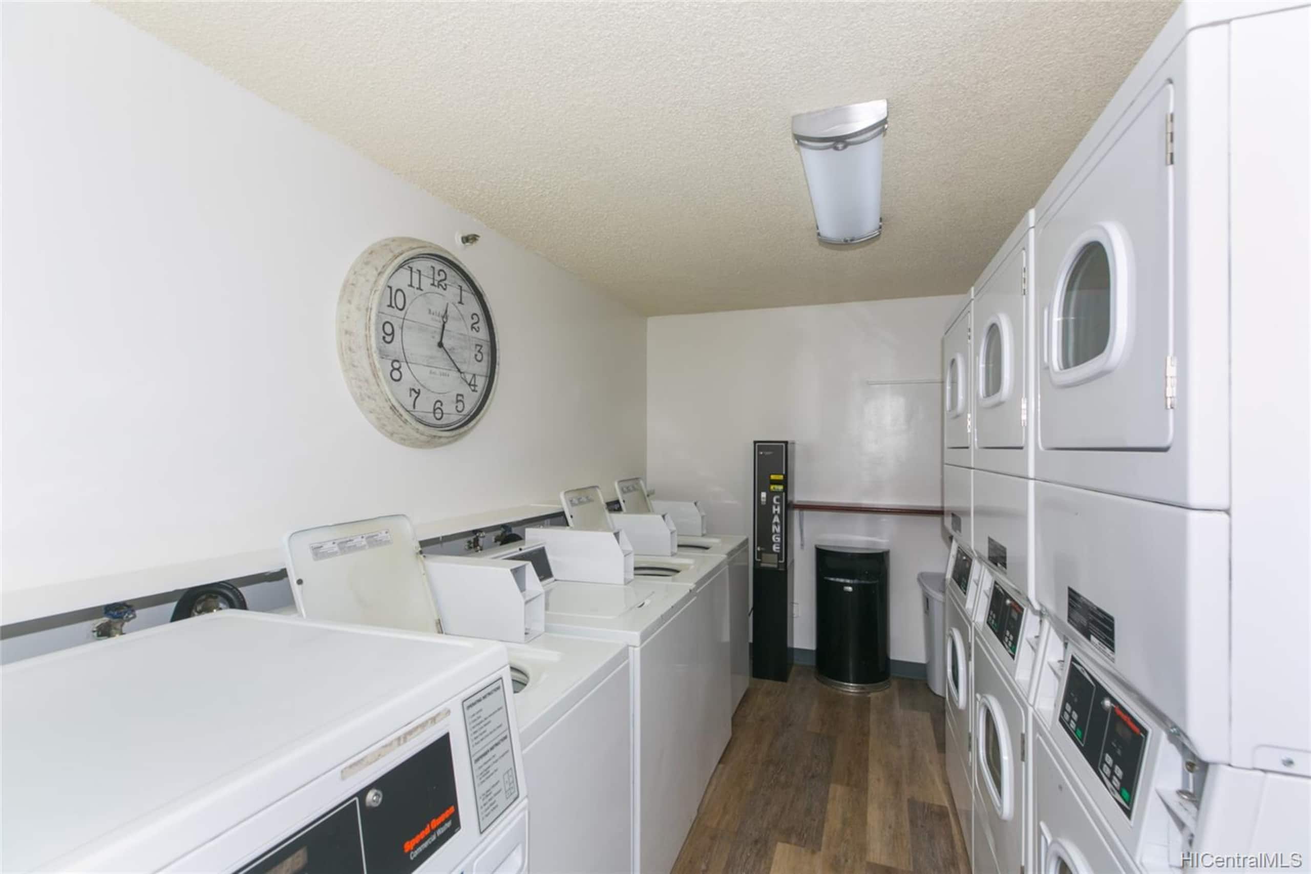 32F Sky-High Honolulu Hideaway Suite| Free Parking - Image 32