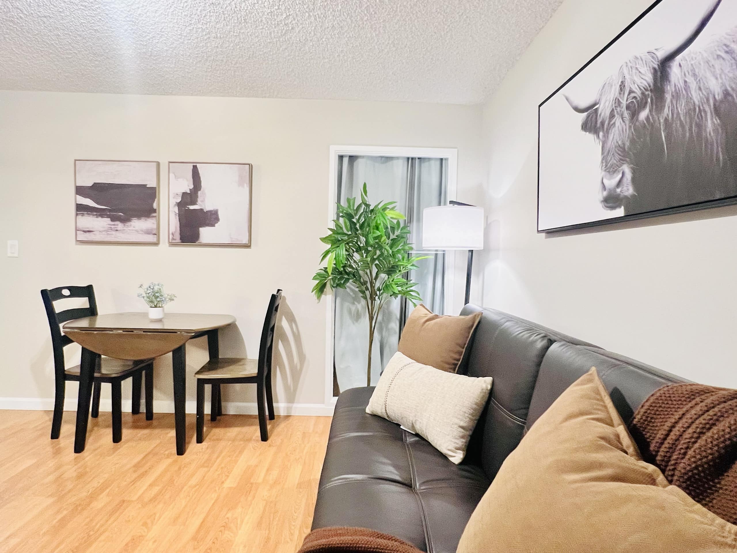 32F Sky-High Honolulu Hideaway Suite| Free Parking - Image 5