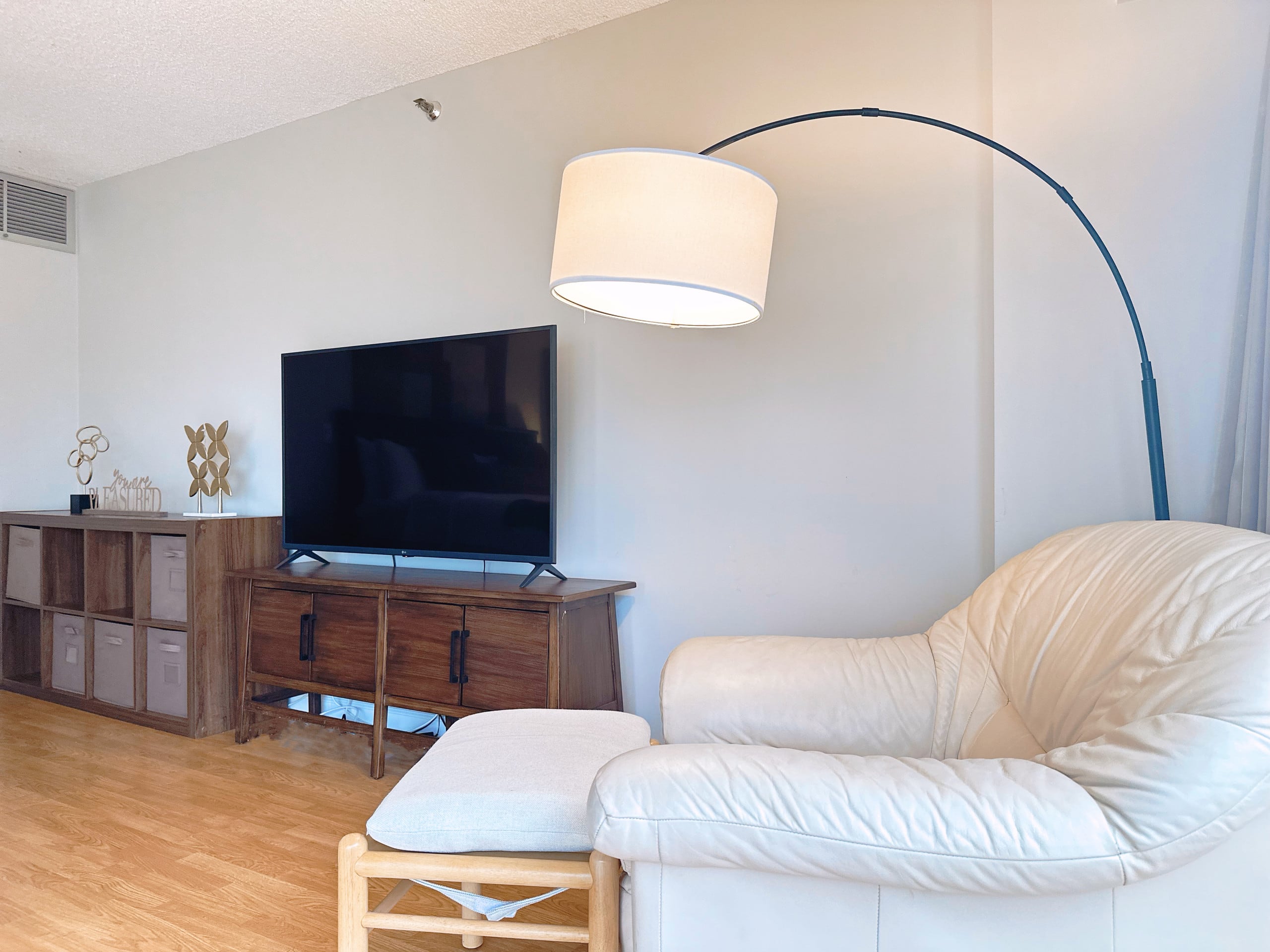 32F Sky-High Honolulu Hideaway Suite| Free Parking - Image 24