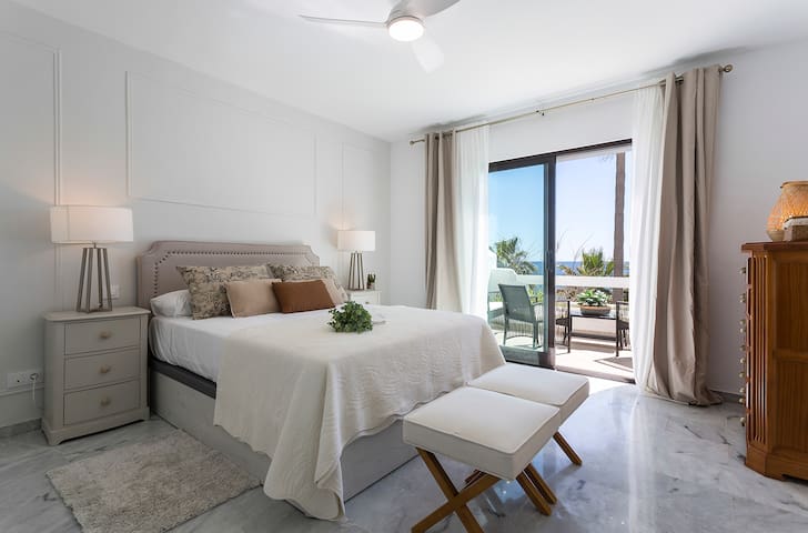 SmartRent managed Airbnb listing 1