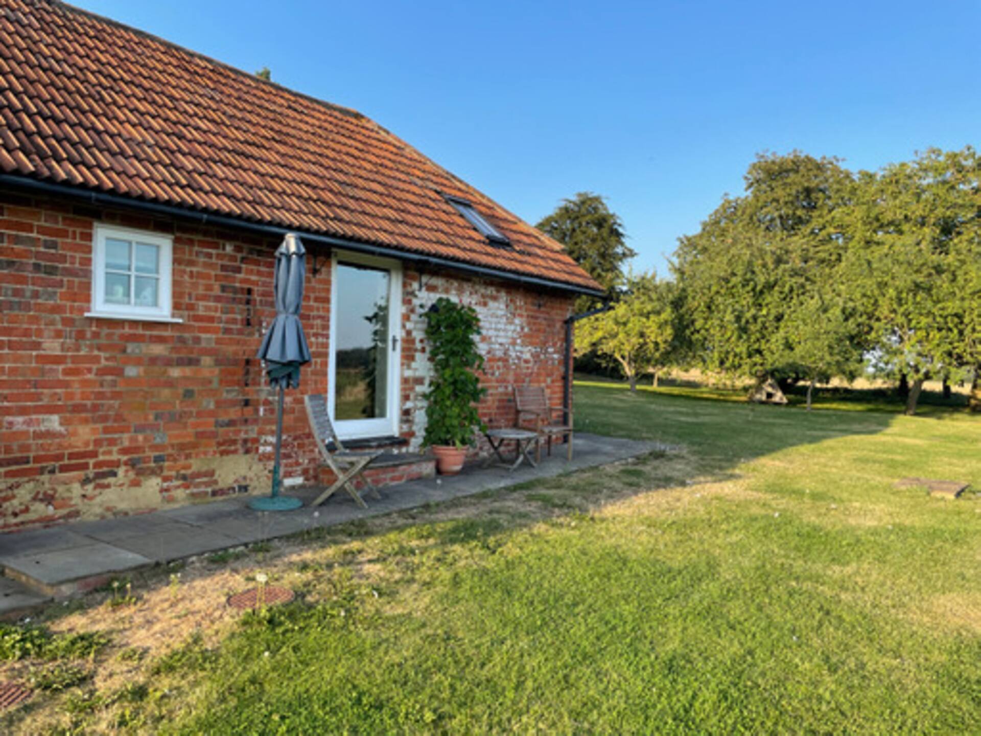 1 bed apartment, farm based, great views (APT2)