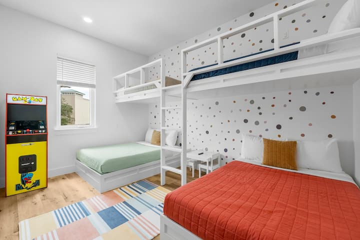 საძინებელი 4