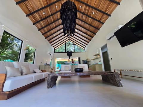 Villa EKO