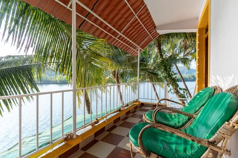 Vaayu 2BHK Swimming Pool Talpona Riverside