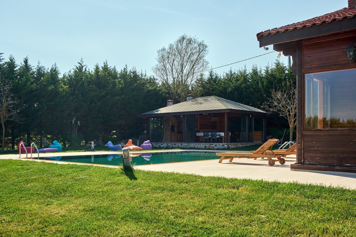 Havuzlu Özel Villa