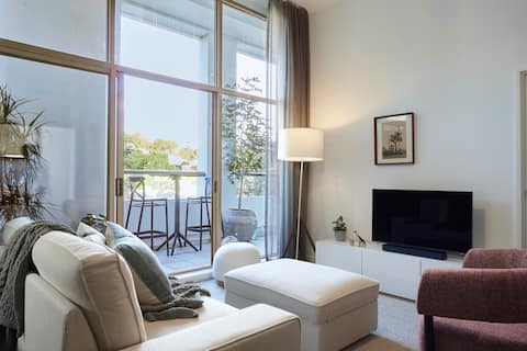 Luxe Loft Style Retreat in Surry Hills + Pool Gym