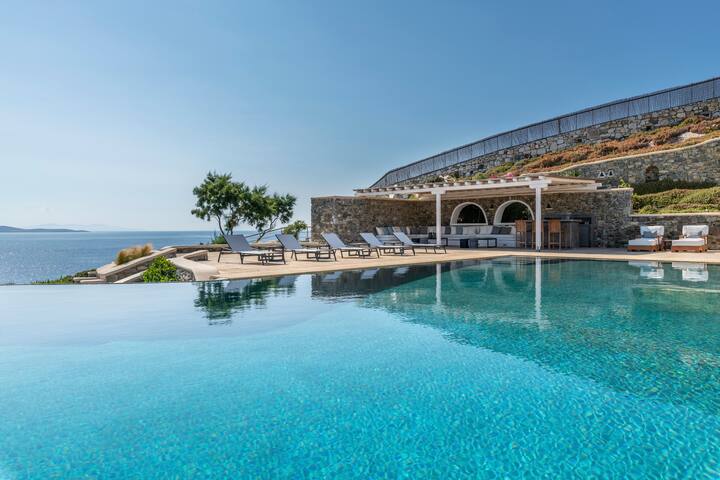 Luxury Villa Roshell |8 Bed | Amazing View gallery image 2